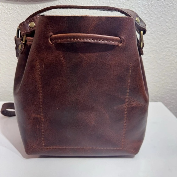 Portland Leather Brown Shoulder Bag - Picture 3 of 16